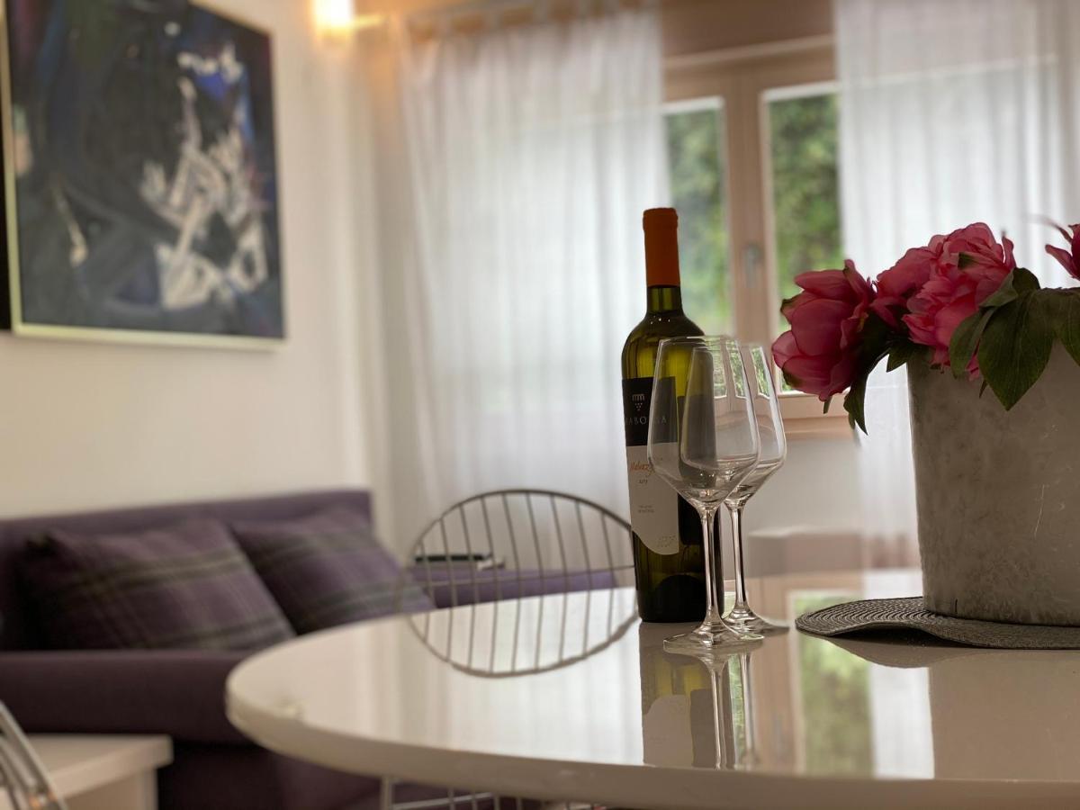 Apartments Makado ロヴィニ エクステリア 写真