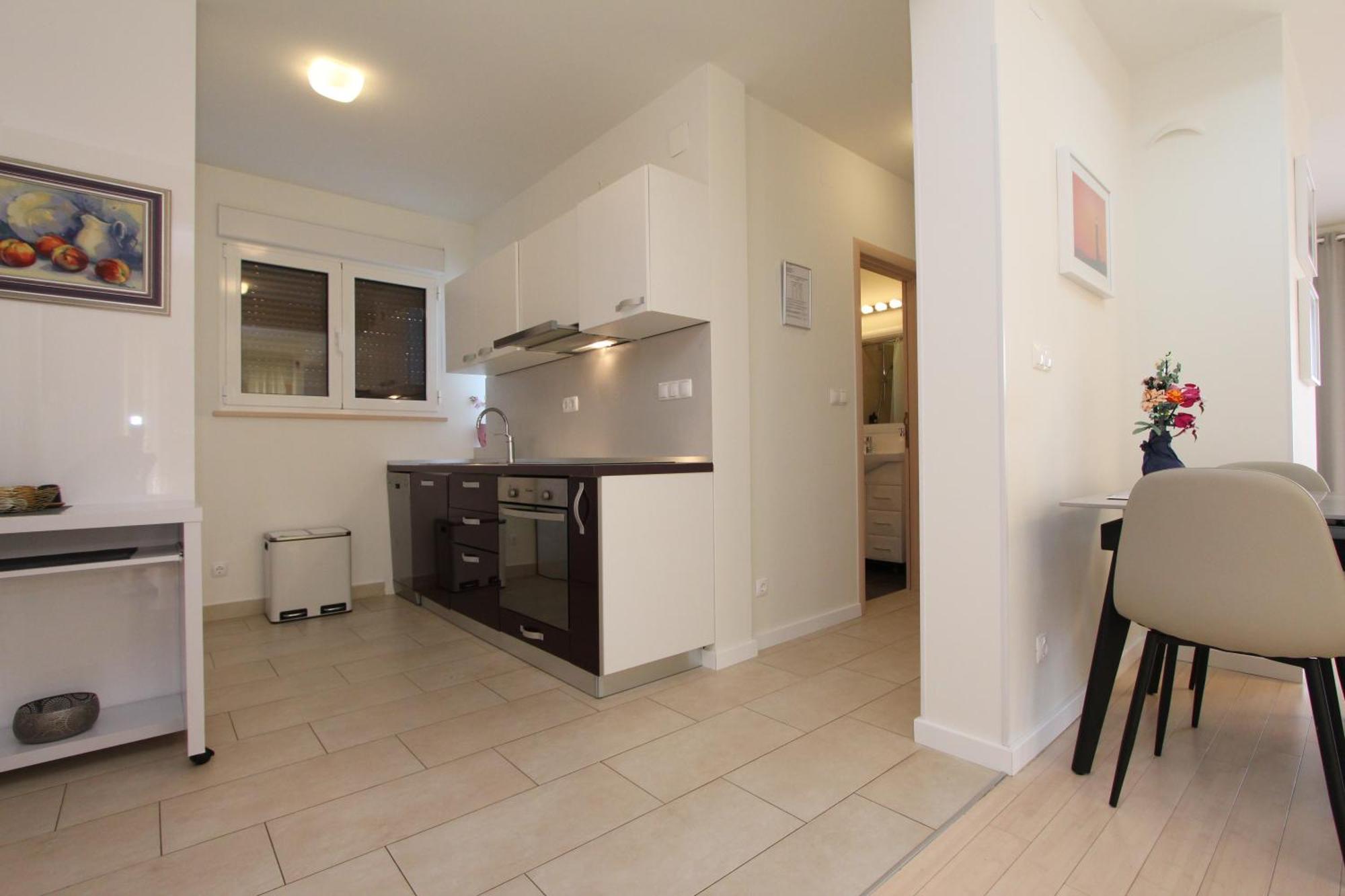 Apartments Makado ロヴィニ 部屋 写真
