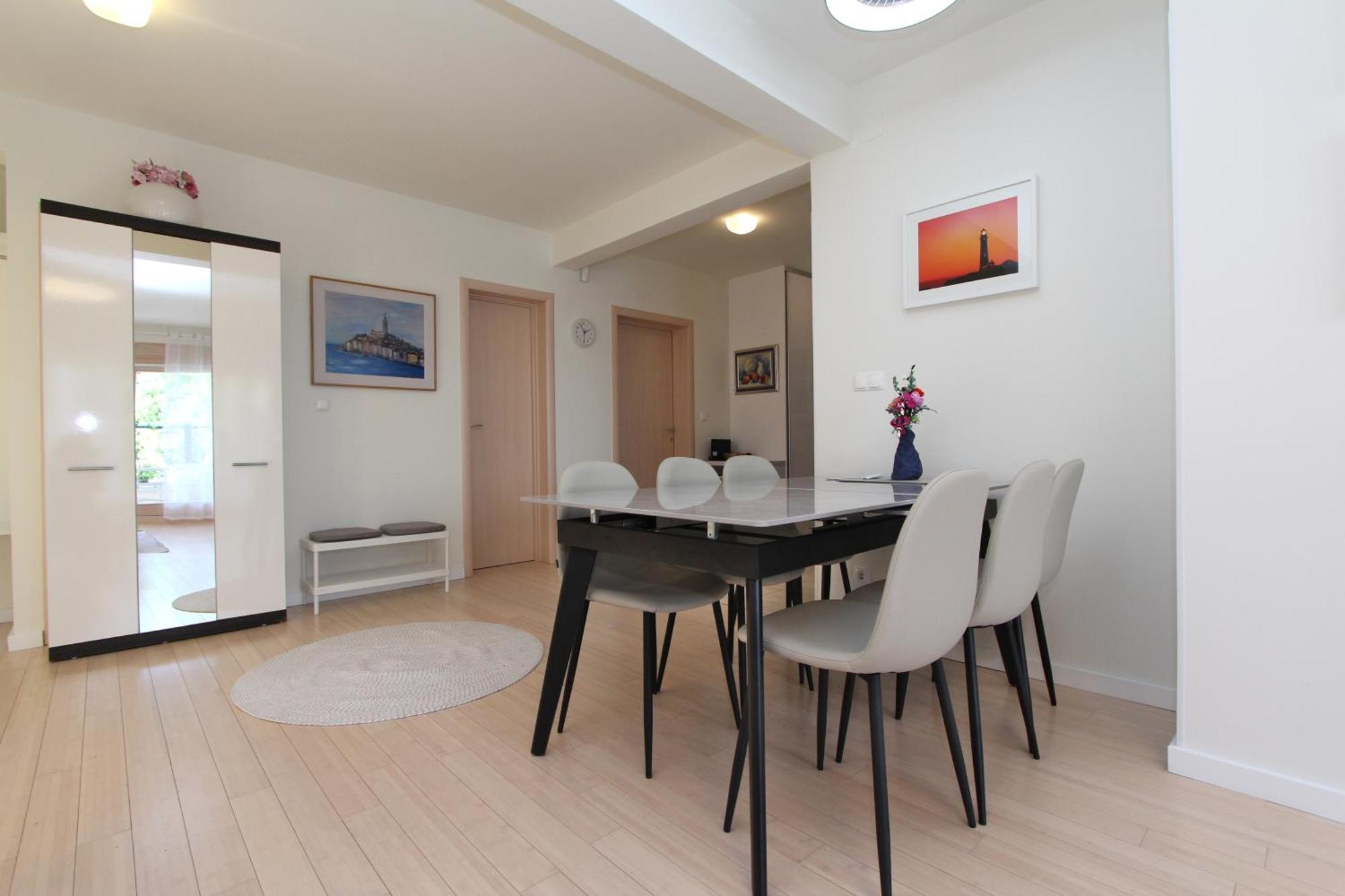 Apartments Makado ロヴィニ 部屋 写真