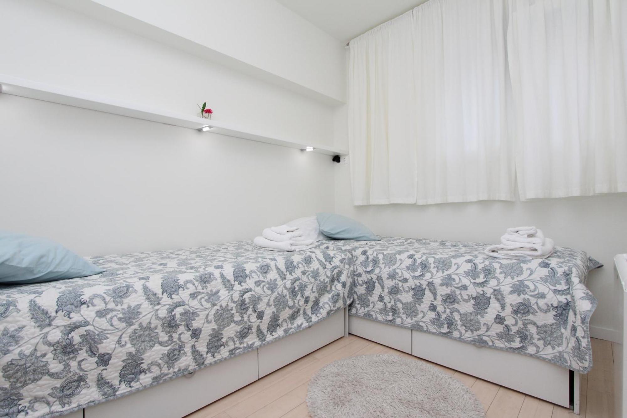 Apartments Makado ロヴィニ エクステリア 写真